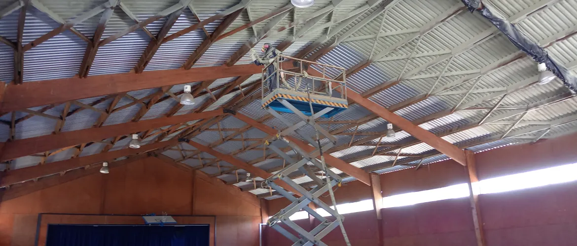 Cubierta Gimnasio Colegio la Fuente / Los Angeles